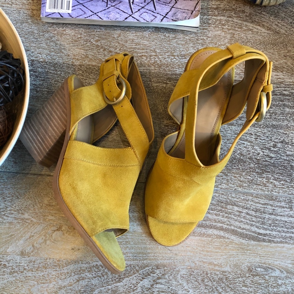 Marc Fisher LTD Vega Sandal - Picture 3 of 7